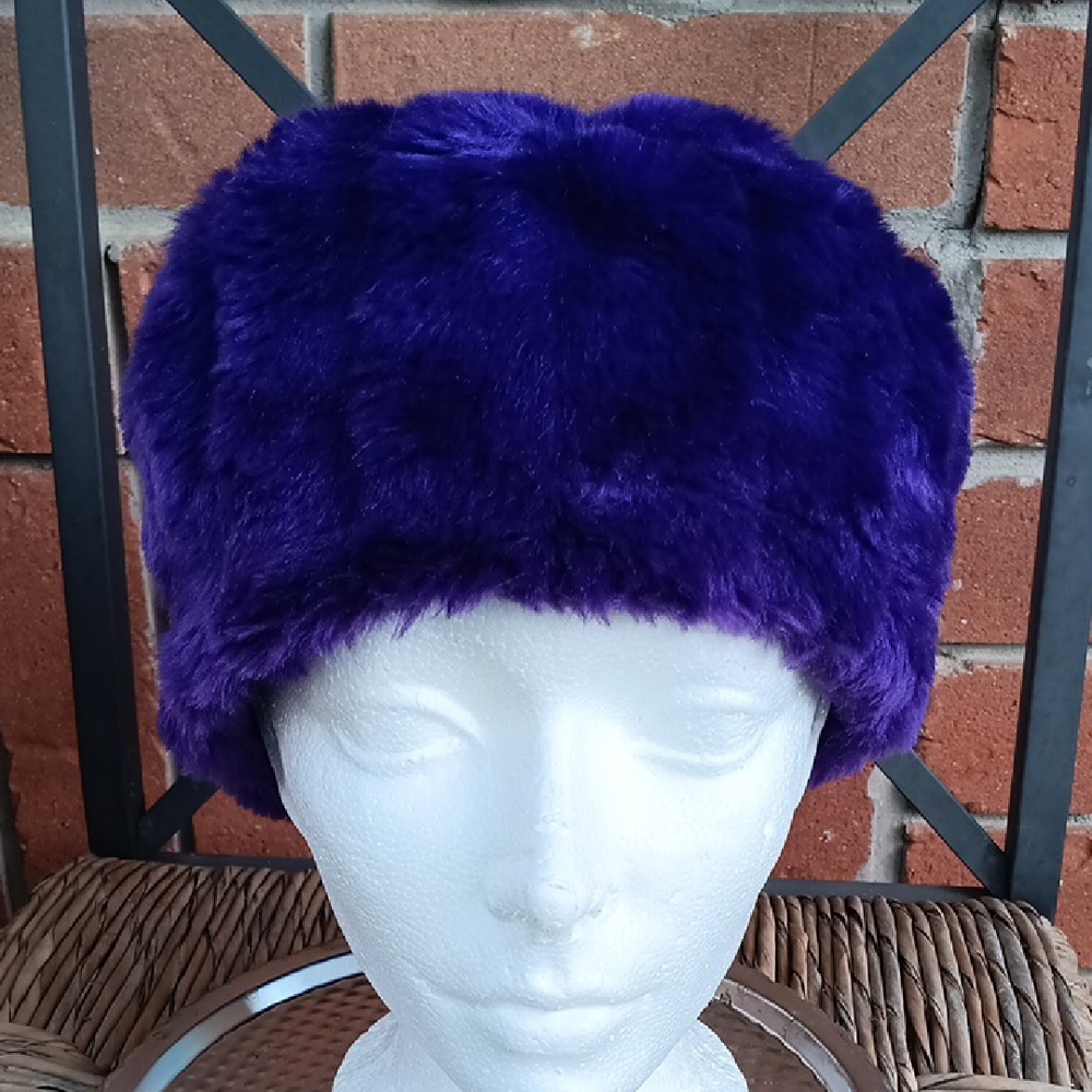 % Gymboree Plush Purple Faux Fur Cossack Hat